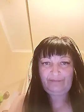 Snapshot of Women-pleasures chatting on December 23, 10:03 am Women-pleasures online show from December 23, 10:03 am