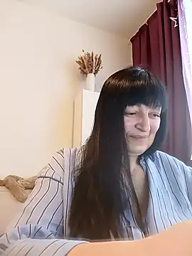 Snapshot of Women-pleasures chatting on February 9, 7:06 am Women-pleasures online show from February 9, 7:06 am