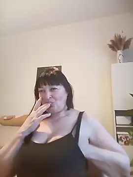 Snapshot of Women-pleasures chatting on November 11, 6:30 am Women-pleasures online show from November 11, 6:30 am