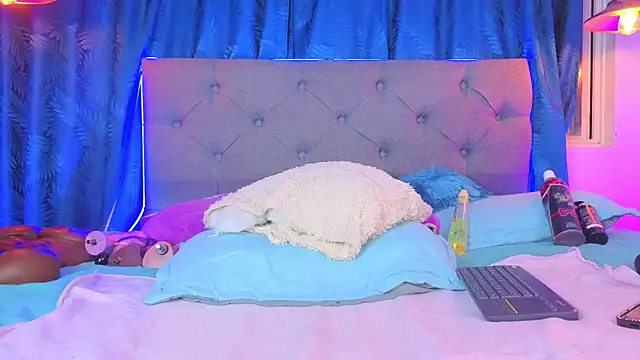 Cleo luna online show from March 20, 4:02 am