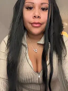 Snapshot of HaileyDiana chatting on February 27, 8:09 pm HaileyDiana online show from February 27, 8:09 pm