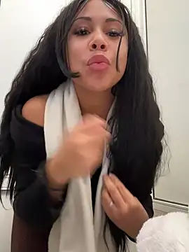 HaileyDiana online show from January 14, 11:36 am