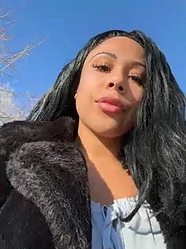 HaileyDiana online show from February 25, 2:17 pm