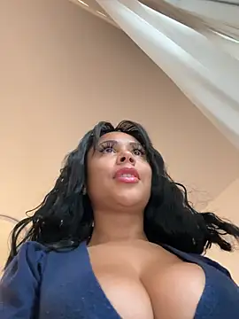 HaileyDiana online show from February 14, 9:42 am