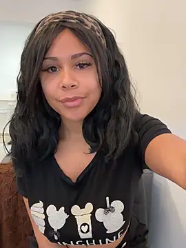 HaileyDiana online show from February 19, 11:07 am