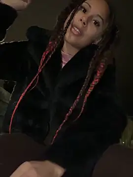 HaileyDiana online show from March 19, 9:59 pm