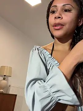 HaileyDiana online show from March 2, 9:11 pm