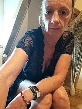 tatianasexymilf online show from September 24, 9:16 am