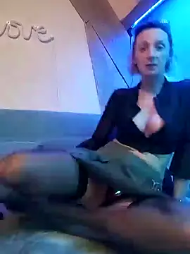 tatianasexymilf online show from January 7, 4:12 pm