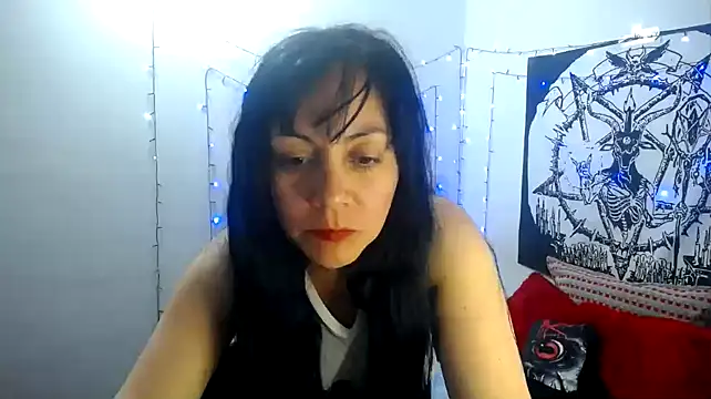lili peach online show from February 9, 12:17 am