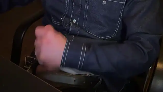 KendrickJiz online show from April 4, 1:12 am