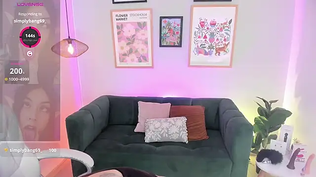 Melissa Koster online show from November 7, 2:16 am