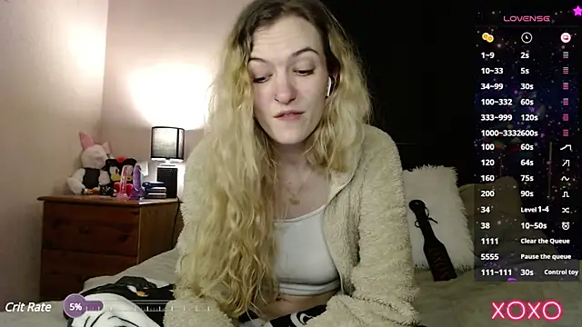 EllieeRose online show from March 18, 6:06 am