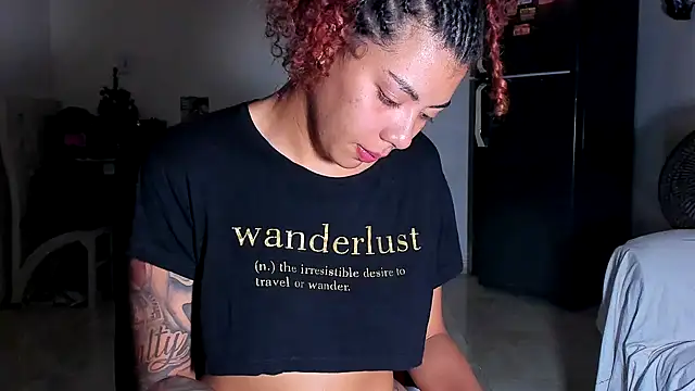 kerlysmith 24 online show from December 15, 2:12 pm