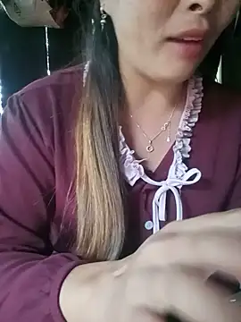 Snapshot of Silylina6969 chatting on June 11, 3:47 am Silylina6969 online show from June 11, 3:47 am