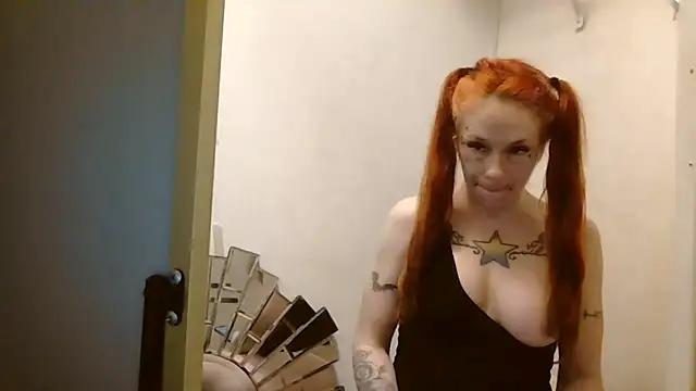 Snapshot of vvictoria_xxx chatting on October 8, 10:21 pm vvictoria xxx online show from October 8, 10:21 pm