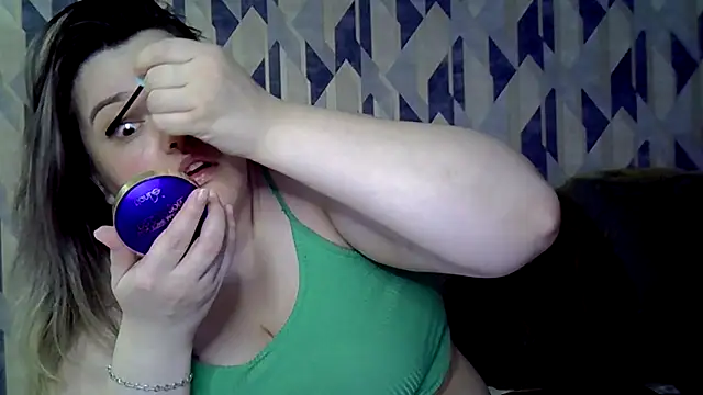 Snapshot of AnitaWillias chatting on December 3, 6:18 pm AnitaWillias online show from December 3, 6:18 pm