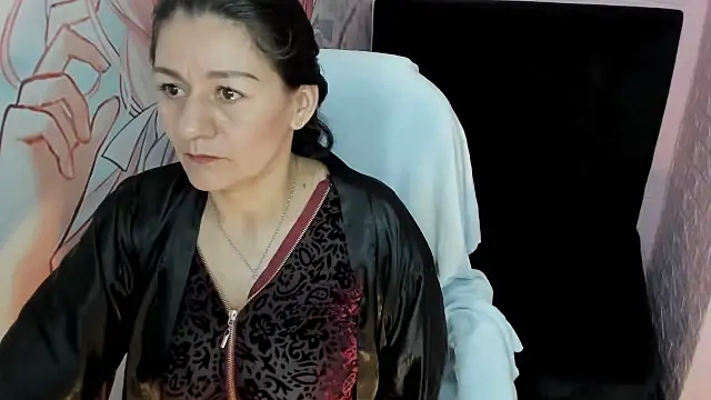 Snapshot of AllysonMilf69 chatting on October 18, 2:19 pm AllysonMilf69 online show from October 18, 2:19 pm