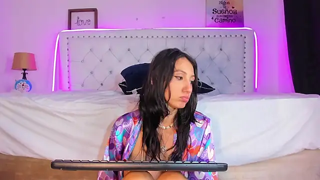 Snapshot of LyaEvanss chatting on January 25, 7:07 pm LyaEvanss online show from January 25, 7:07 pm