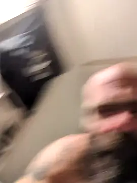 Snapshot of WilldoPita chatting on January 13, 10:41 am WilldoPita online show from January 13, 10:41 am