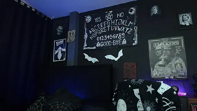 Snapshot of Goddess_Mortem chatting on July 26, 10:05 pm Goddess Mortem online show from July 26, 10:05 pm