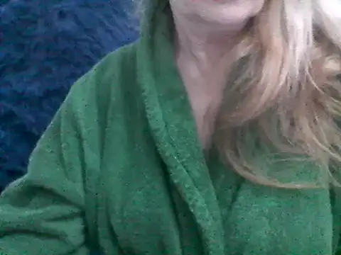 Snapshot of CarlyTreat chatting on February 27, 5:58 pm CarlyTreat online show from February 27, 5:58 pm