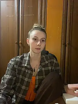 Snapshot of Ameli_Li chatting on October 27, 1:28 am Ameli Li online show from October 27, 1:28 am