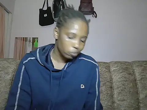 SweetWhisper online show from December 21, 10:21 pm