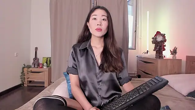 Snapshot of kate_doroty chatting on February 5, 8:32 am kate doroty online show from February 5, 8:32 am