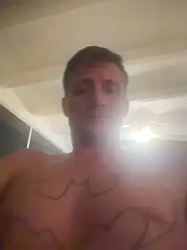 Snapshot of trash4cash chatting on March 3, 12:50 pm trash4cash online show from March 3, 12:50 pm