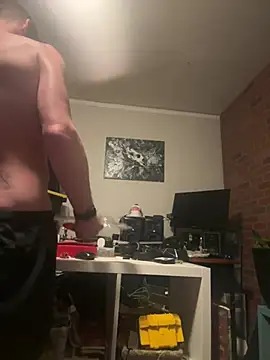 Snapshot of trash4cash chatting on March 4, 1:45 am trash4cash online show from March 4, 1:45 am