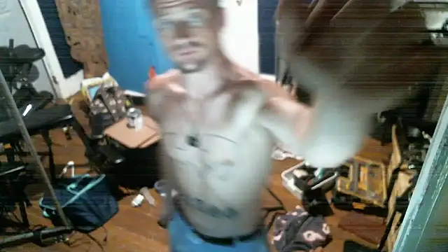 Snapshot of trash4cash chatting on September 20, 5:01 am trash4cash online show from September 20, 5:01 am