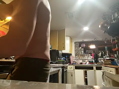 trash4cash online show from February 18, 1:36 am