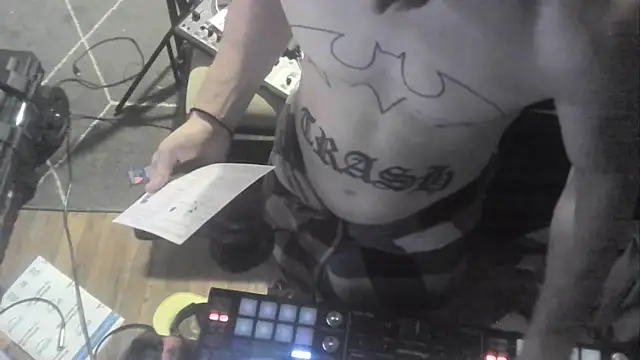 trash4cash online show from April 28, 7:29 pm
