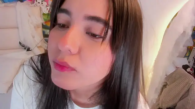 Snapshot of Liana_Bernocchi chatting on October 5, 8:21 pm Liana Bernocchi online show from October 5, 8:21 pm