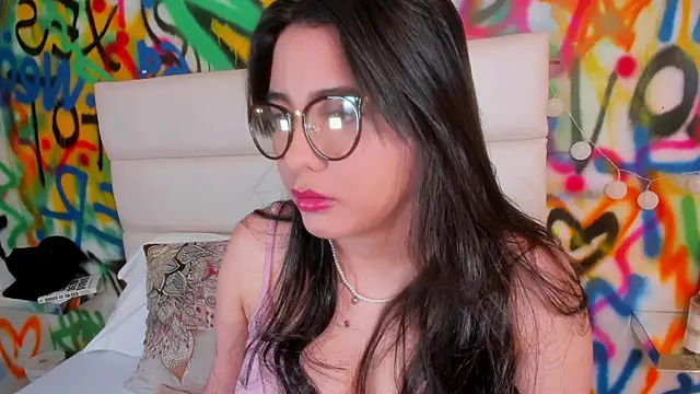 Snapshot of Liana_Bernocchi chatting on November 23, 8:52 pm Liana Bernocchi online show from November 23, 8:52 pm