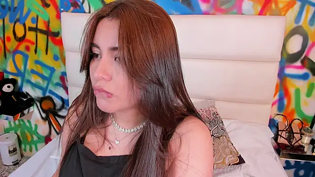 Liana Bernocchi online show from February 7, 9:45 pm