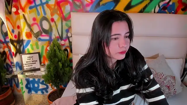 Snapshot of Liana_Bernocchi chatting on November 14, 9:07 pm Liana Bernocchi online show from November 14, 9:07 pm