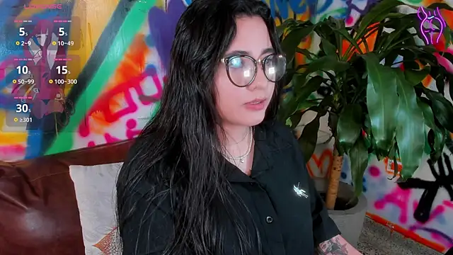 Snapshot of Liana_Bernocchi chatting on October 29, 9:58 pm Liana Bernocchi online show from October 29, 9:58 pm