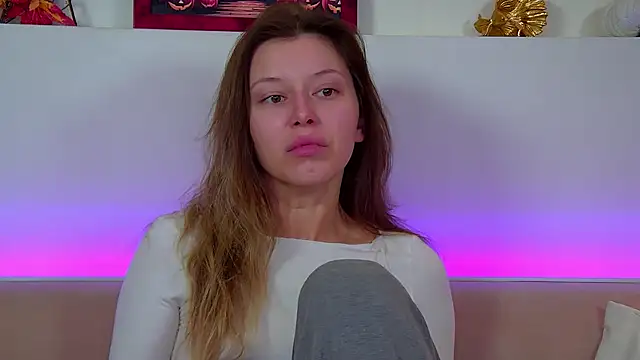 Snapshot of LiliaBianka chatting on October 28, 6:34 am LiliaBianka online show from October 28, 6:34 am