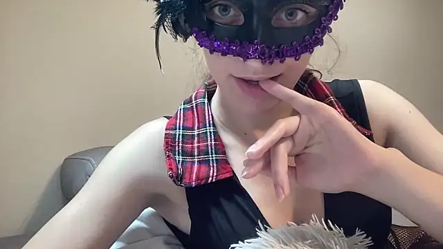 lexihot0000 online show from November 8, 9:13 am