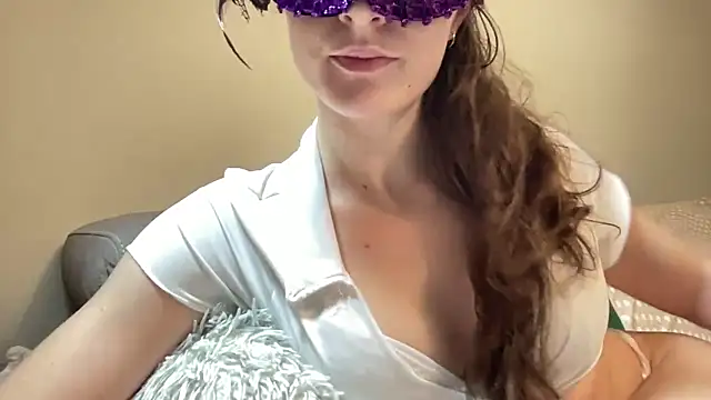 lexihot0000 online show from December 2, 9:16 pm