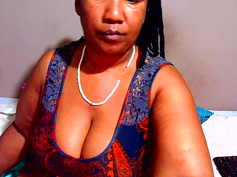 Snapshot of Pinkpussyxx chatting on November 11, 2:39 am Pinkpussyxx online show from November 11, 2:39 am