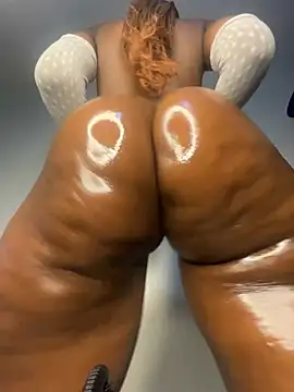 Snapshot of Reecekay chatting on February 7, 2:58 pm Reecekay online show from February 7, 2:58 pm