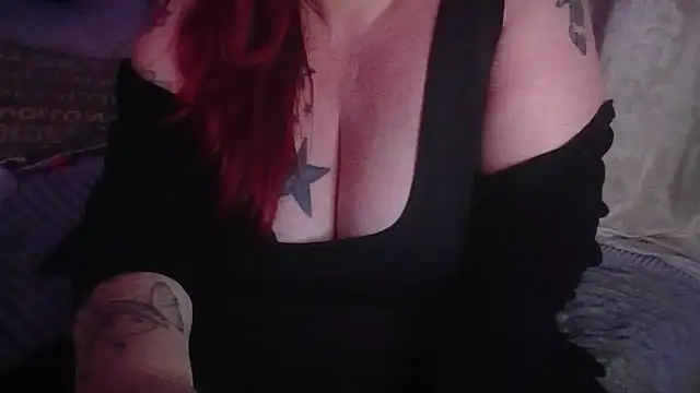 LynnLa online show from November 11, 7:41 pm