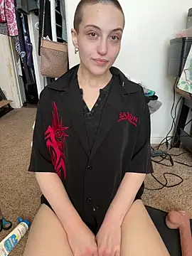 Snapshot of Starving4Cock chatting on February 28, 11:12 pm Starving4Cock online show from February 28, 11:12 pm