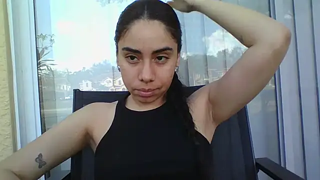 Snapshot of catrinasexy19 chatting on February 3, 8:35 pm catrinasexy19 online show from February 3, 8:35 pm