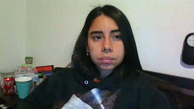 Snapshot of catrinasexy19 chatting on December 3, 10:34 pm catrinasexy19 online show from December 3, 10:34 pm