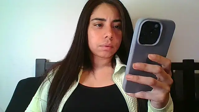 Snapshot of catrinasexy19 chatting on January 28, 10:34 pm catrinasexy19 online show from January 28, 10:34 pm