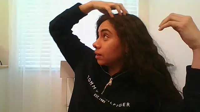 Snapshot of catrinasexy19 chatting on January 7, 9:25 pm catrinasexy19 online show from January 7, 9:25 pm